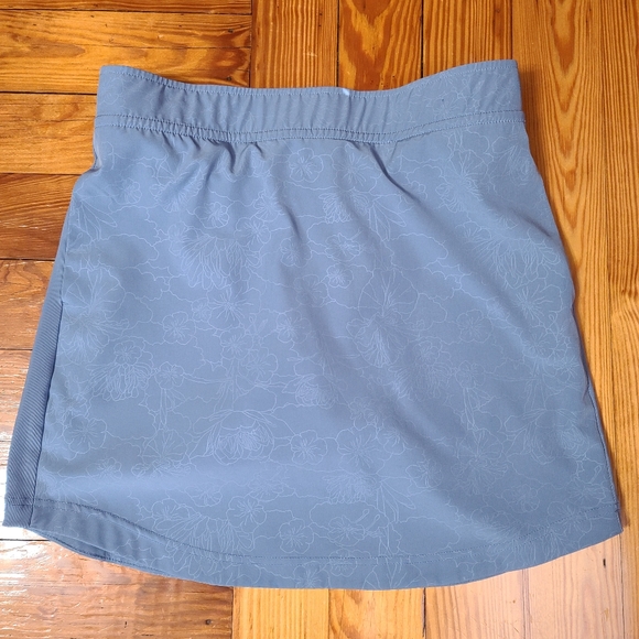 Eddie Bauer Woven Tech Skort - Picture 3 of 14